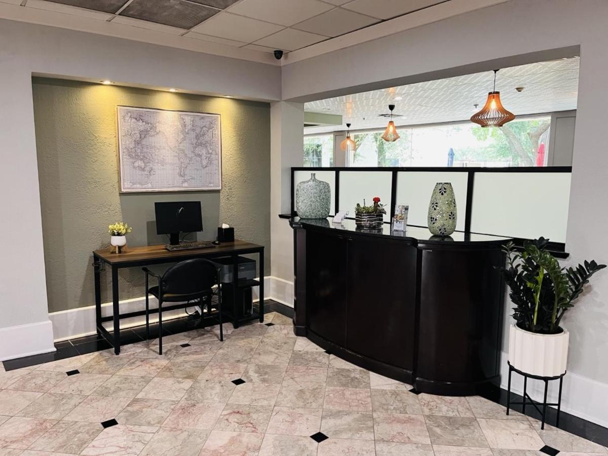 Wingate Houston Near Nrg Park/Medical Center Hotel Bagian luar foto