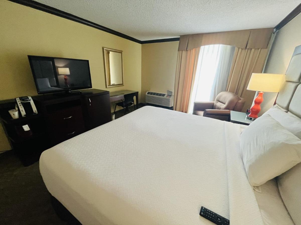 Wingate Houston Near Nrg Park/Medical Center Hotel Bagian luar foto
