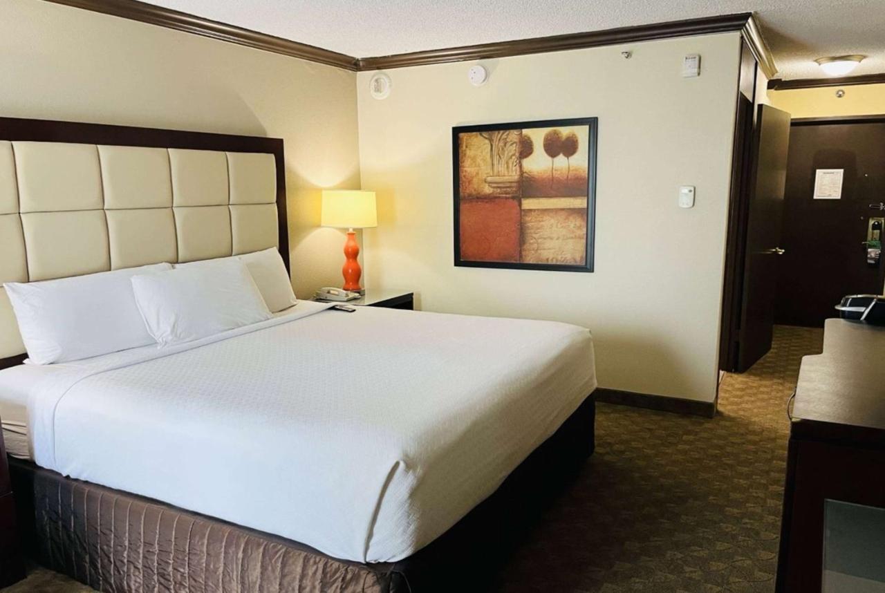 Wingate Houston Near Nrg Park/Medical Center Hotel Bagian luar foto